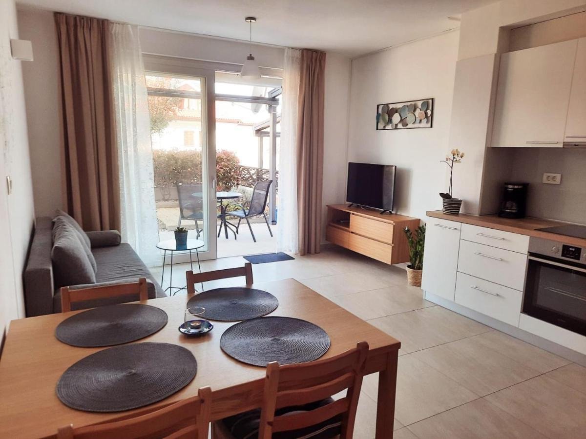 Apartman Madonnina Cres Exteriér fotografie
