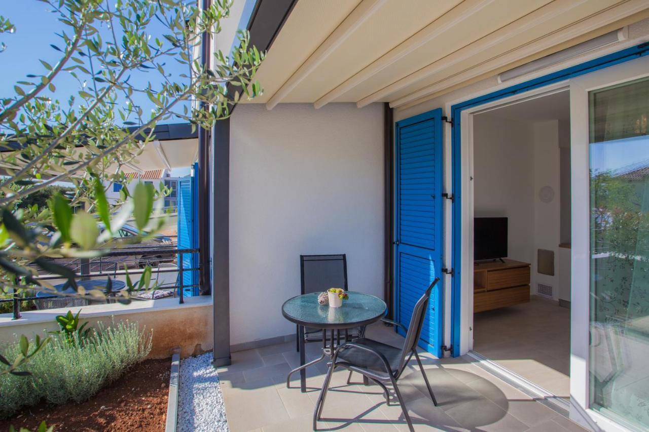 Apartman Madonnina Cres Exteriér fotografie
